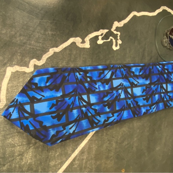 J.GARCIA Plant Person Signature Collection Silk Tie - Picture 4 of 5